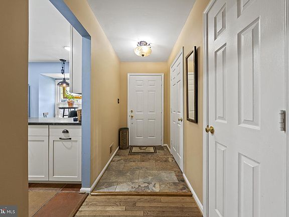 3rd image of 6738 Jenny Leigh Ct