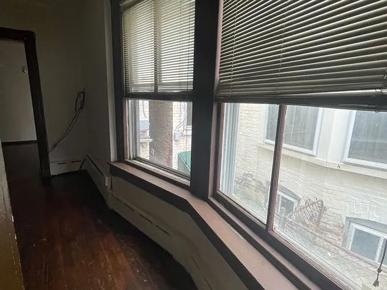 118 Windsor St — Photo 10