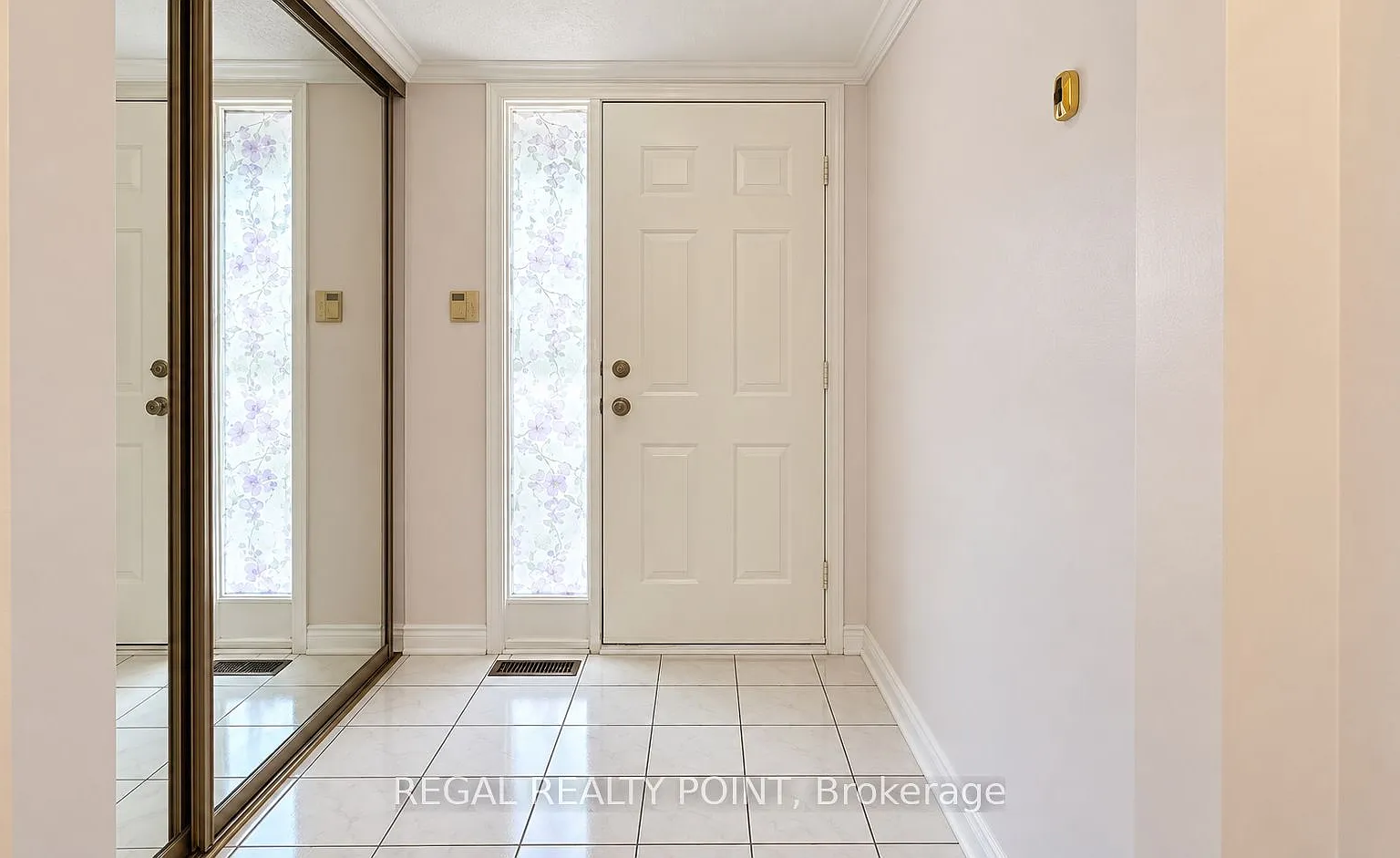 4 bed, $3,350 — Photo 3