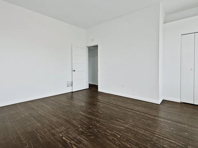 4620 Pope Ave — Photo 17