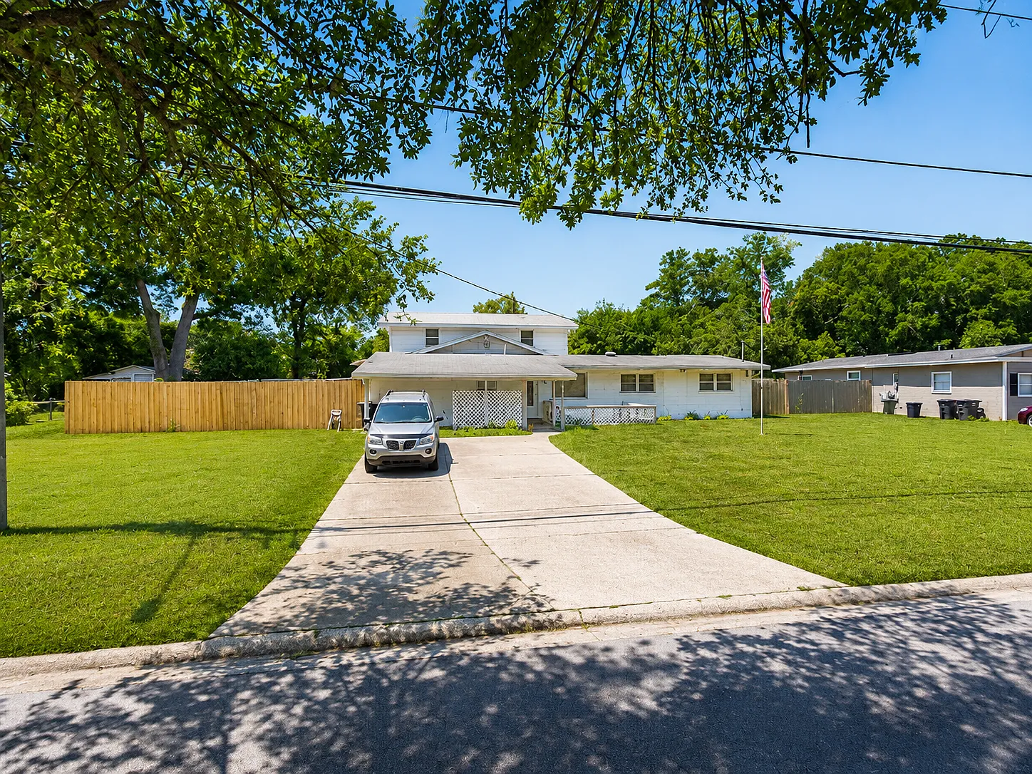 6 bed, 2850 sqft, $2,850 — Photo 2