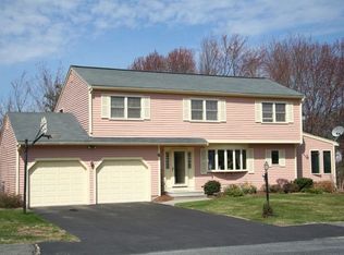 4 Maxwell Cir, Hudson, MA 01749