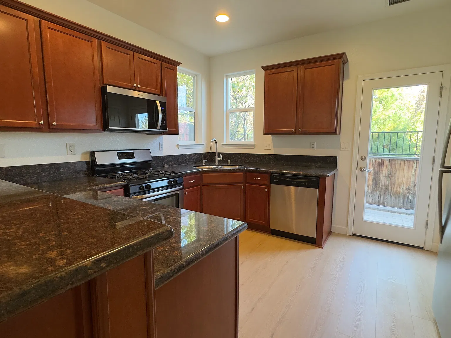 5910 Promontory Drive — Photo 3