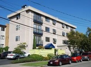 6553 California Ave SW APT 3, Seattle, WA 98136