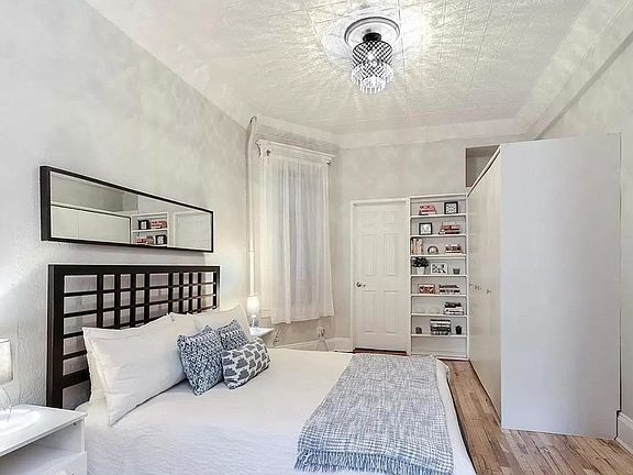 3rd image of 675 Vanderbilt Ave APT 1A