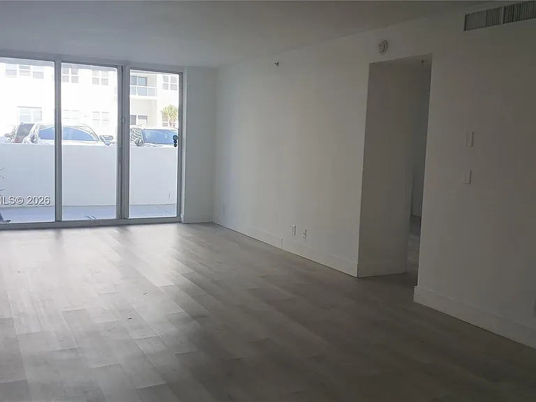 3001 S Ocean Dr #107 — Photo 6