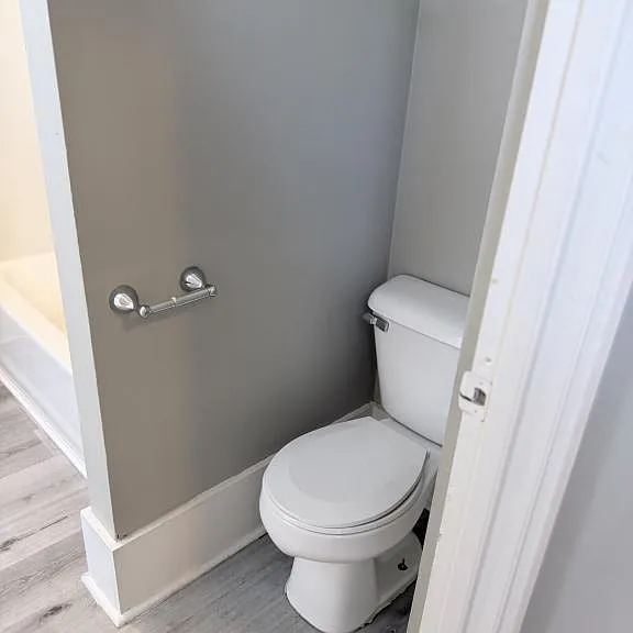 508 W Oak St #2 — Photo 13