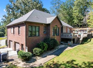 2867 Glen Gate Cir, Helena, AL 35022