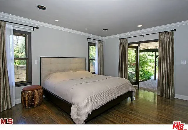 2001 Coldwater Canyon Dr — Photo 7