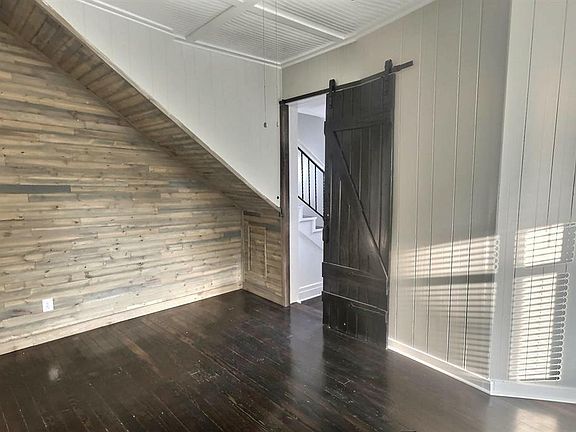 2nd image of 1231 Saint Ann St