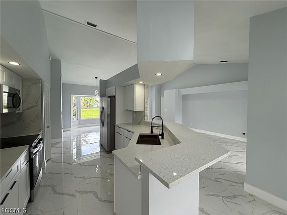4th image of 2401 Fisher Ct