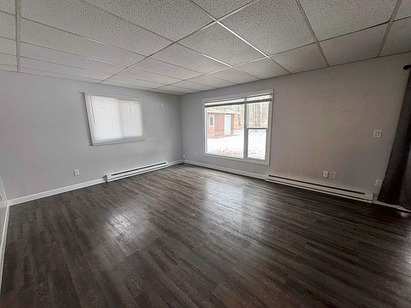 4th image of 2711 Jelinek Ave #B