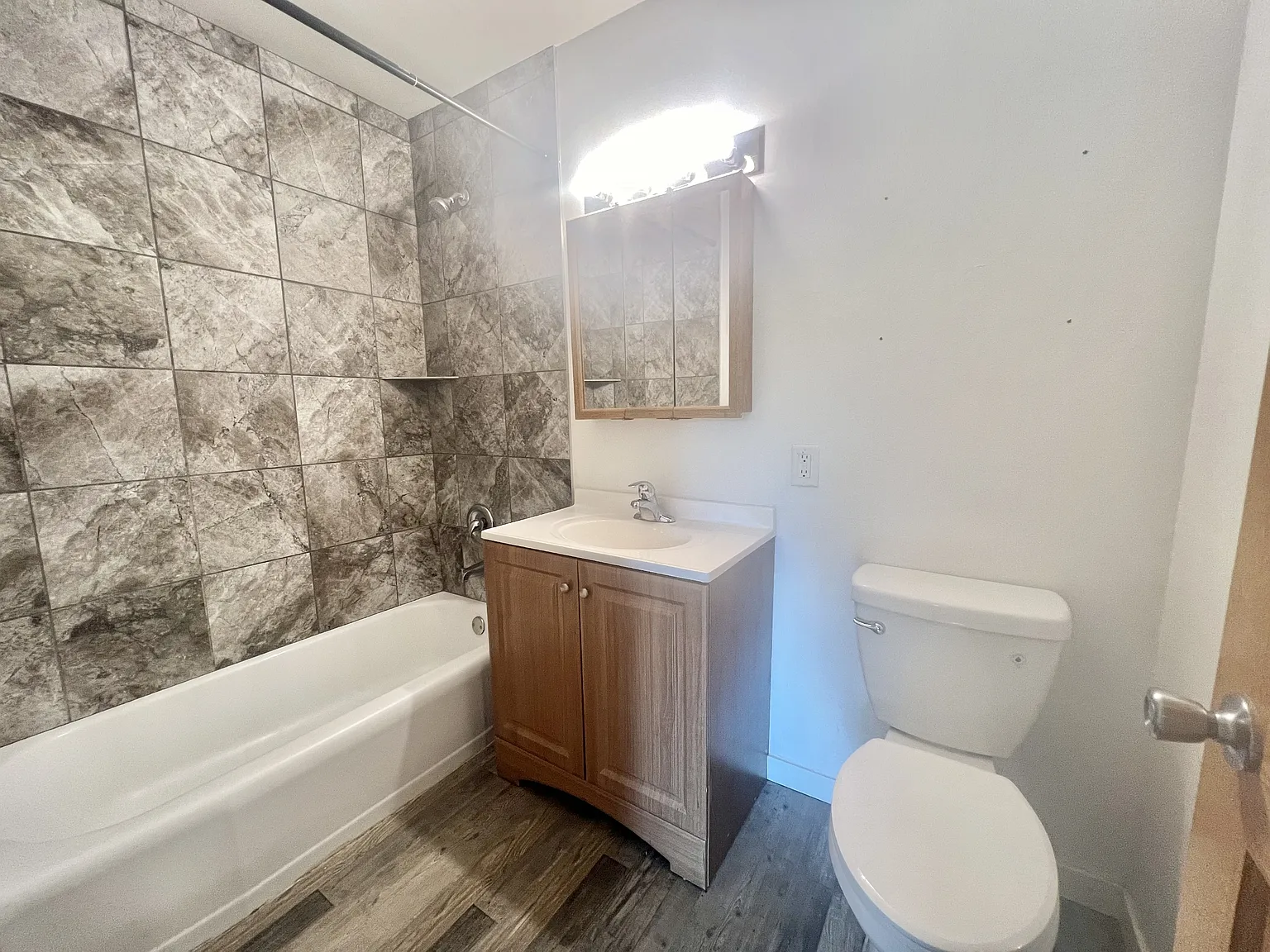 821 George Avenue - 1 — Photo 2