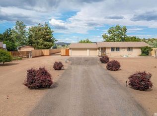 225 Leo Dr, Sparks, NV