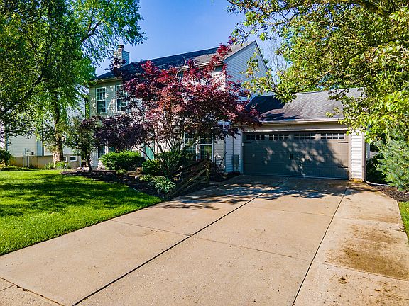 2nd image of 709 Lakefield Dr