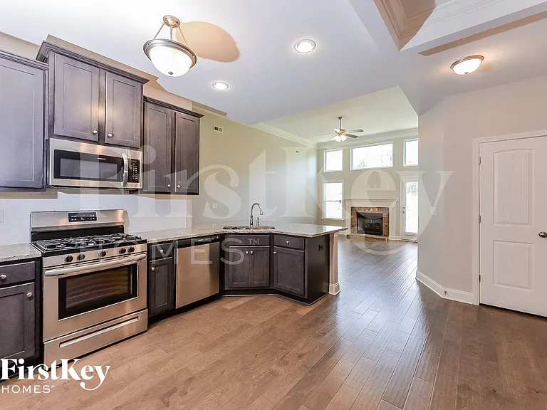 5542 Bridle Way — Photo 7
