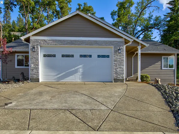 1821 NE Alameda Ave, Roseburg, OR 97470