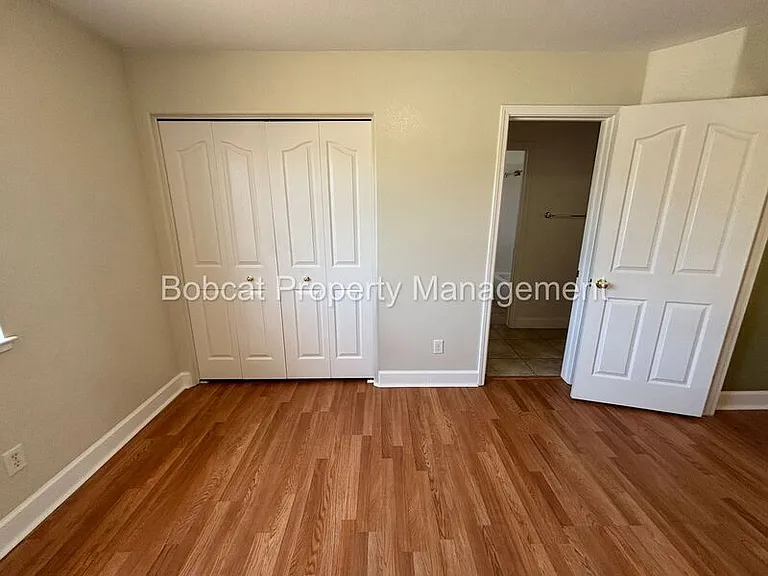 1477 Ridge Point Dr — Photo 36
