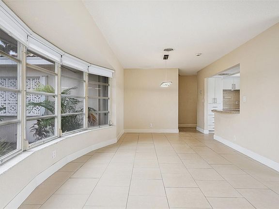 4th image of 6260 NE 20th Ter
