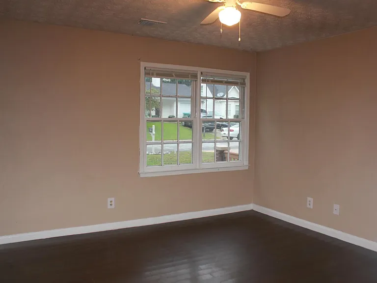 4560 Broadwater Trl — Photo 16