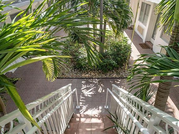 5th image of 7640 Carlyle Ave Unit 7B-7640CA-