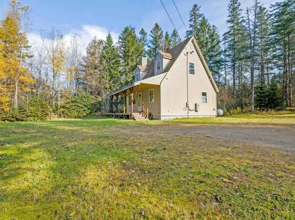 17 Marquis Drive, Colebrook, NH 03576