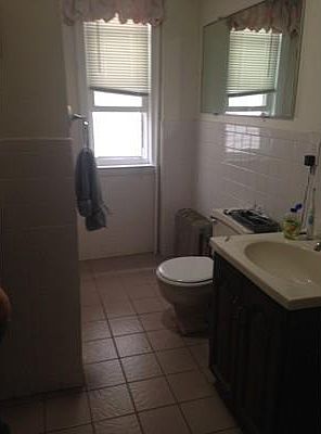 4th image of 3 Everett Ave #1