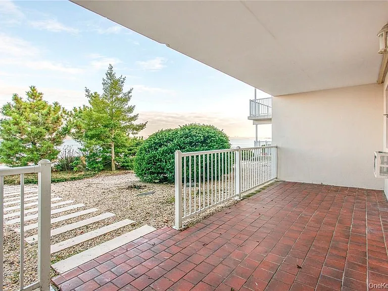 1494 Shore Dr #7F — Photo 26