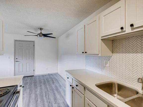4th image of 2660 Ingalls St #2750-6