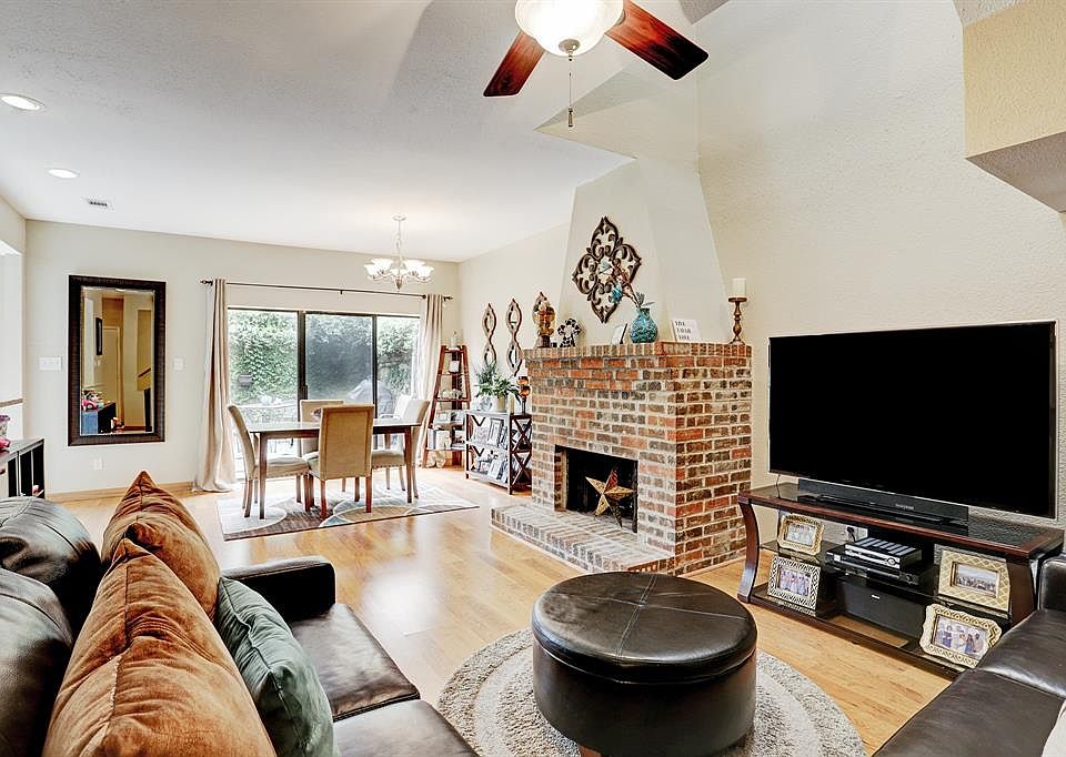 1st image of 1330 Augusta Dr APT 22