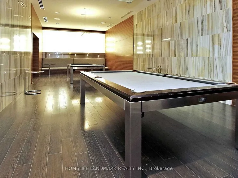 125 Village Green Sq #1111 — Photo 11