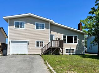 83 Byrd Ave, Gander, NL A1V2A7