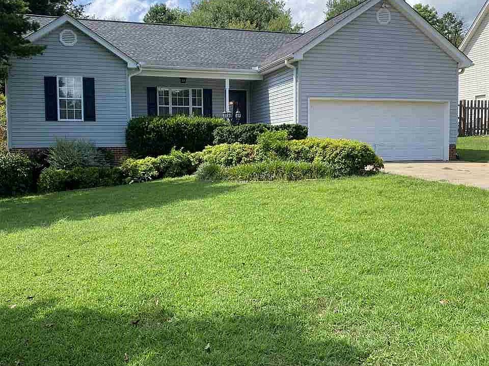 1st image of 138 Lemon Creek Dr