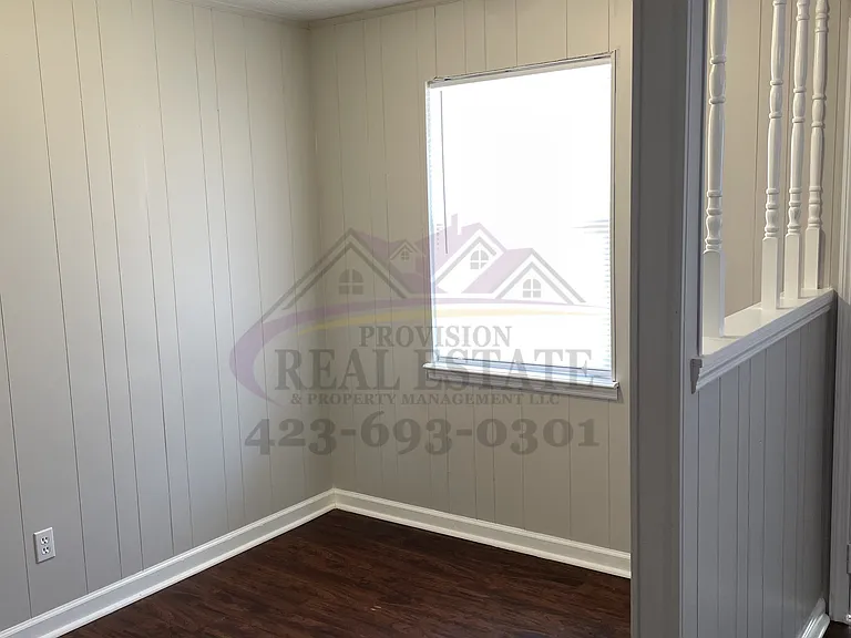 705 20th St SE — Photo 4