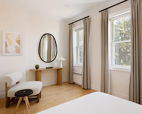 Sold by Compass | media 10