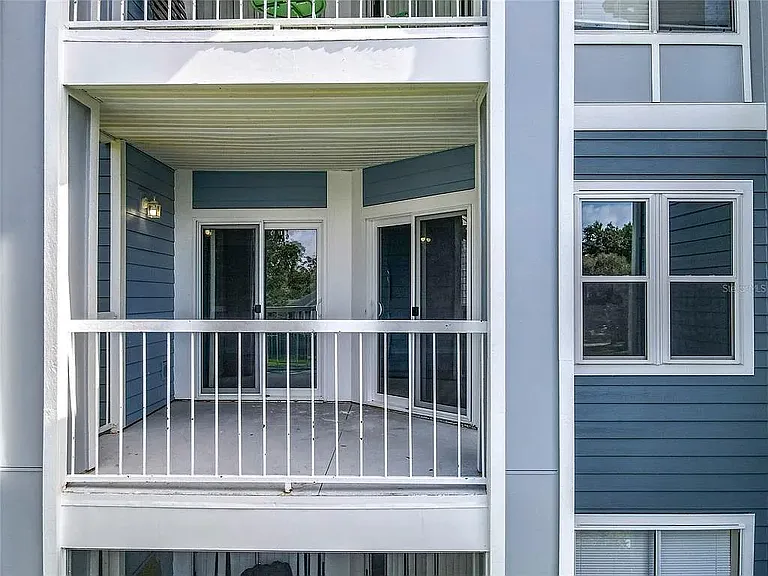 Balcony/patio