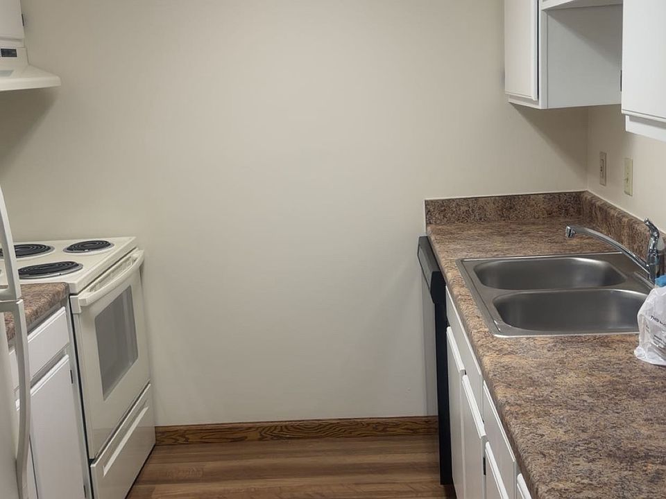 2nd image of 4231 Normal Blvd #22