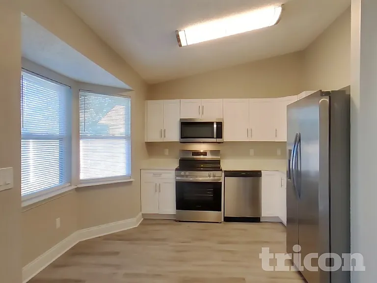 1379 High Plains Dr W — Photo 4