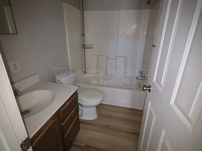 419 1/2 Walnut Ave — Photo 5