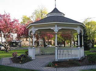 27 Marino Dr, Milford, CT 06460