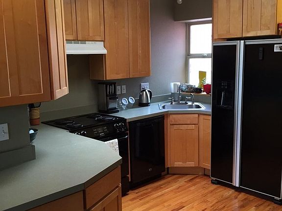 4th image of 1608 N Humboldt St #B