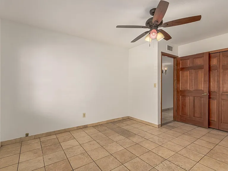 805 W Toledo St — Photo 31