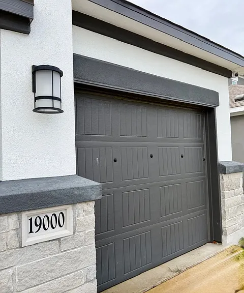 3 car garage
