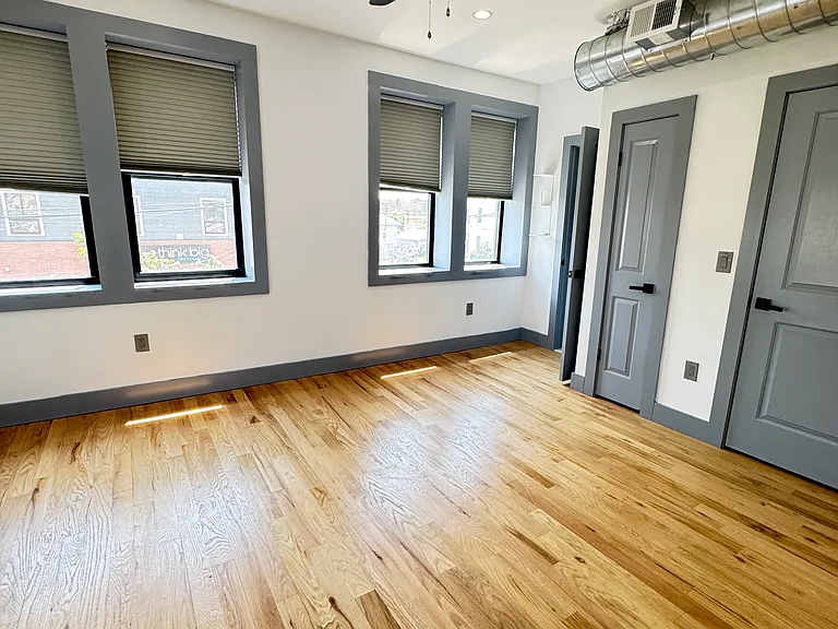 31 Heckel St #2 — Photo 14