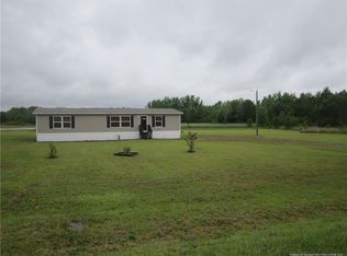 711 Smith Farm Rd, Parkton, NC 28371