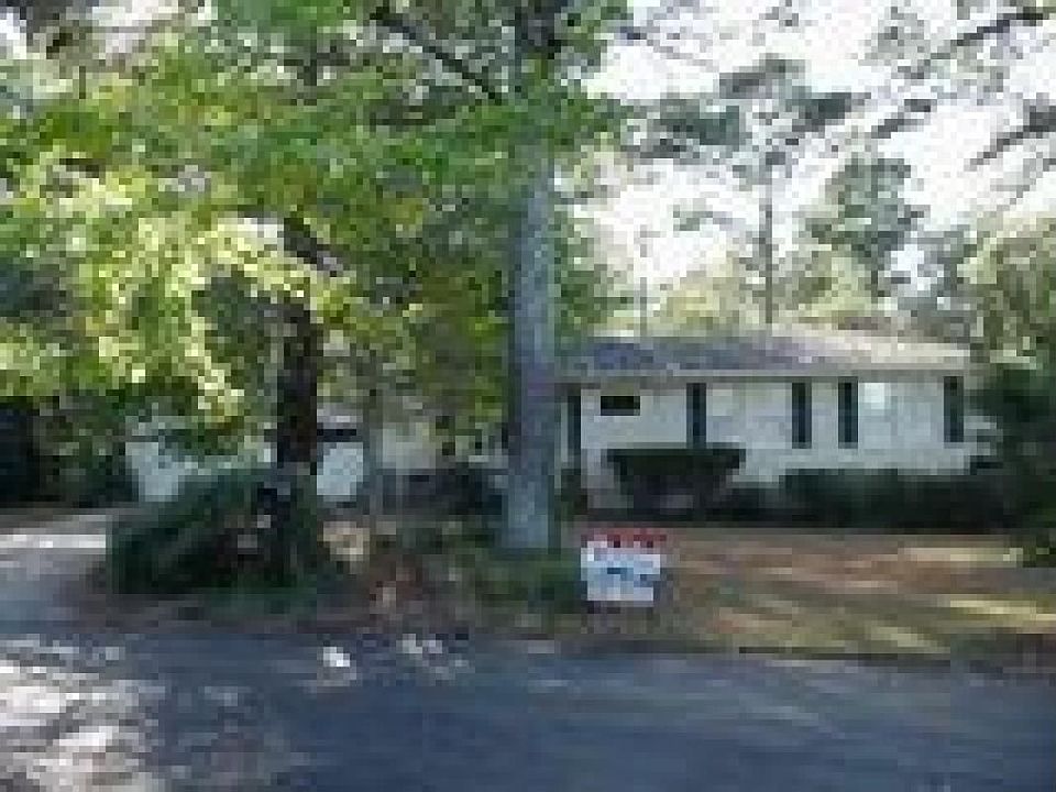 2nd image of 150 Belmont Ct