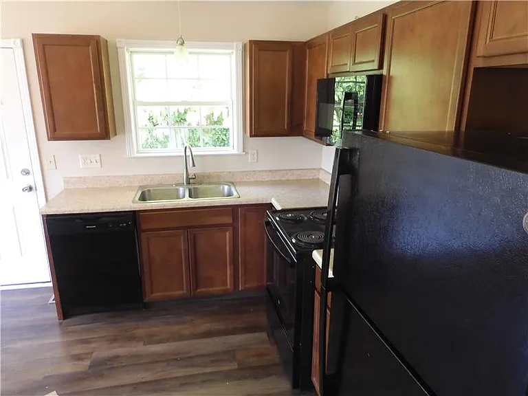 7222 Isaac Ln — Photo 10