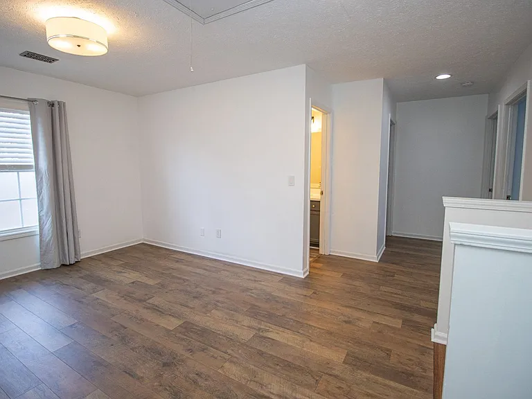 1473 Legion Dr — Photo 21