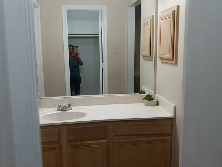 9707 Richmond Ave #114 — Photo 8