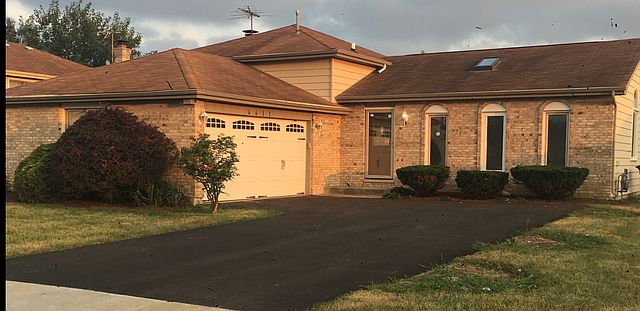 2nd image of 4411 Farmington Ave